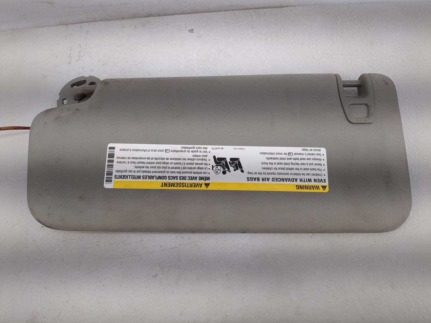 2008-2017 Buick Enclave Sun Visor Shade Replacement Passenger Right Mirror Fits OEM Used Auto Parts - Oemusedautoparts1.com