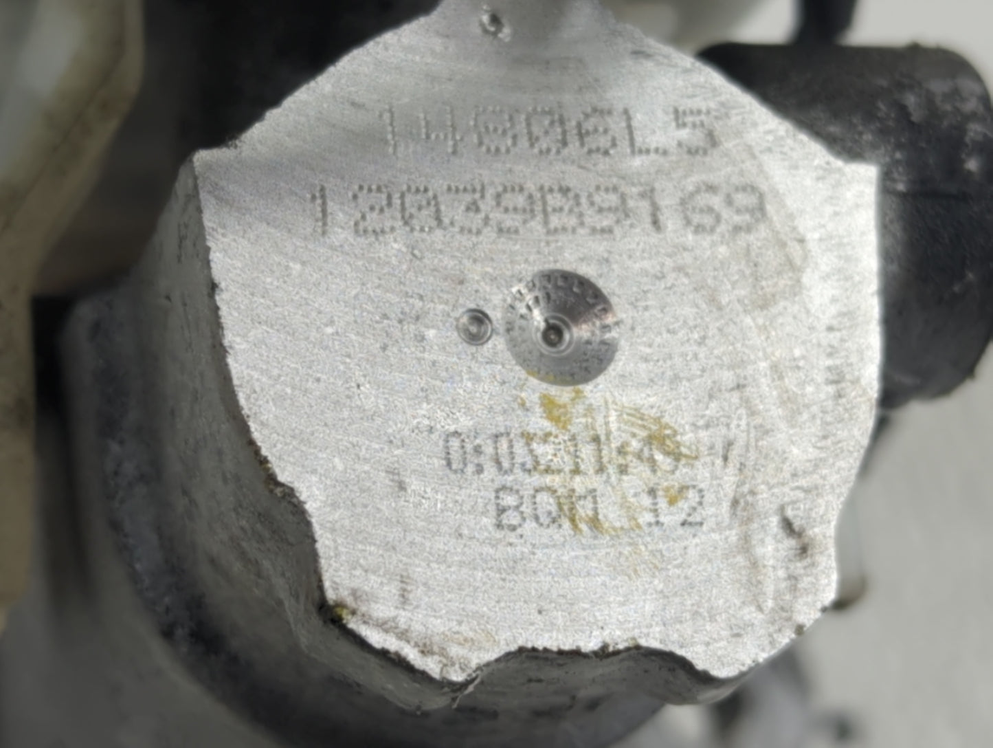 2009-2017 Buick Enclave Brake Master Cylinder - Oemusedautoparts1.com