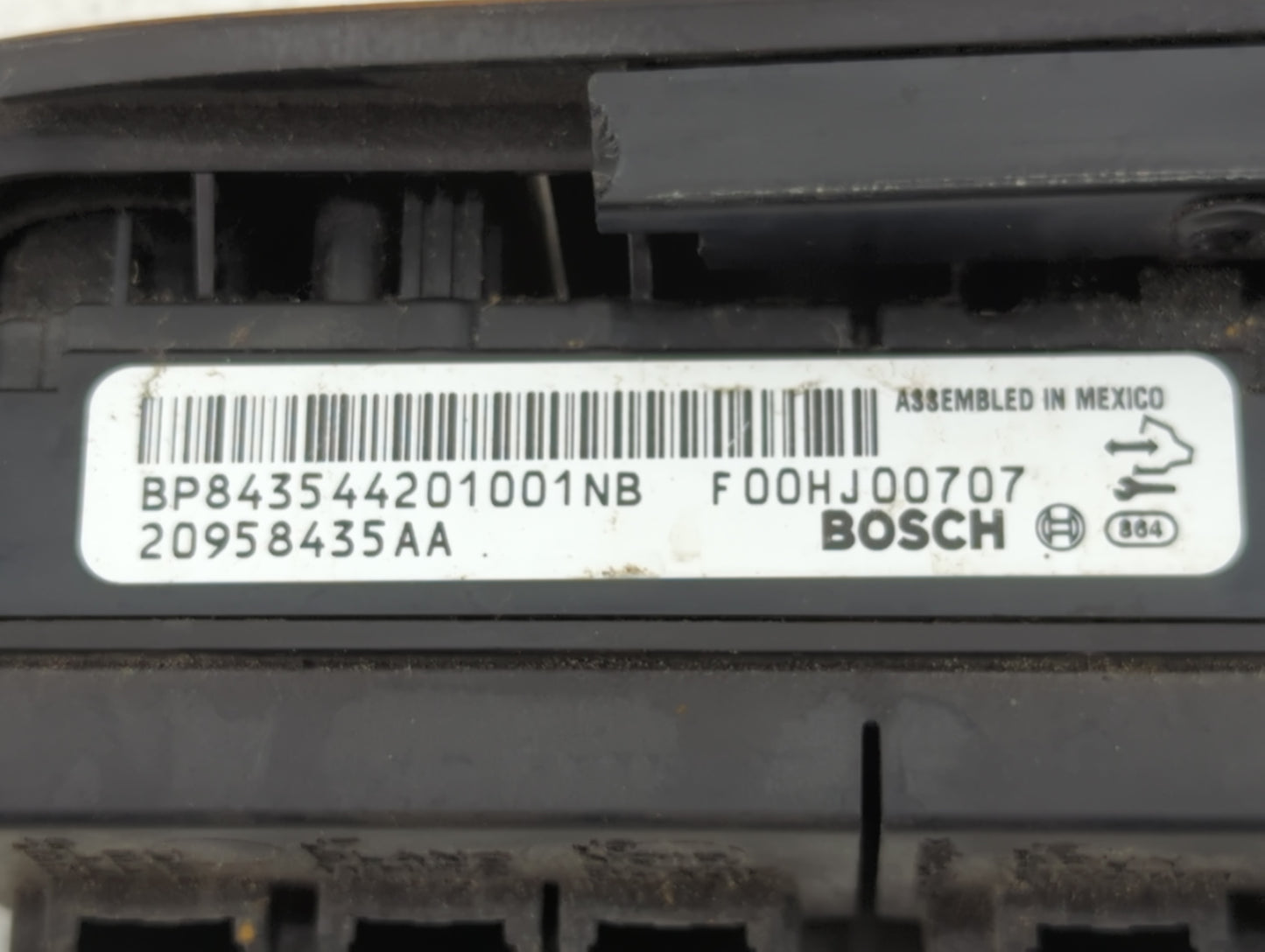 2010-2017 Buick Enclave Master Power Window Switch Replacement Driver Side Left P/N:F00HJ00707 20958435AA Fits OEM Used Auto