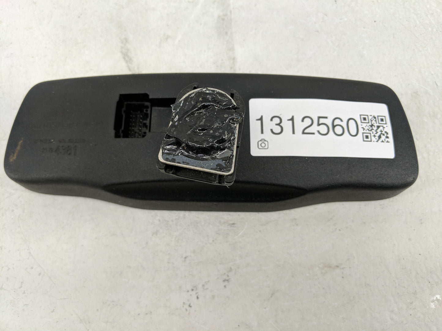 2009-2017 Buick Enclave Interior Rear View Mirror Replacement OEM P/N:E11026137 Fits OEM Used Auto Parts - Oemusedautoparts1