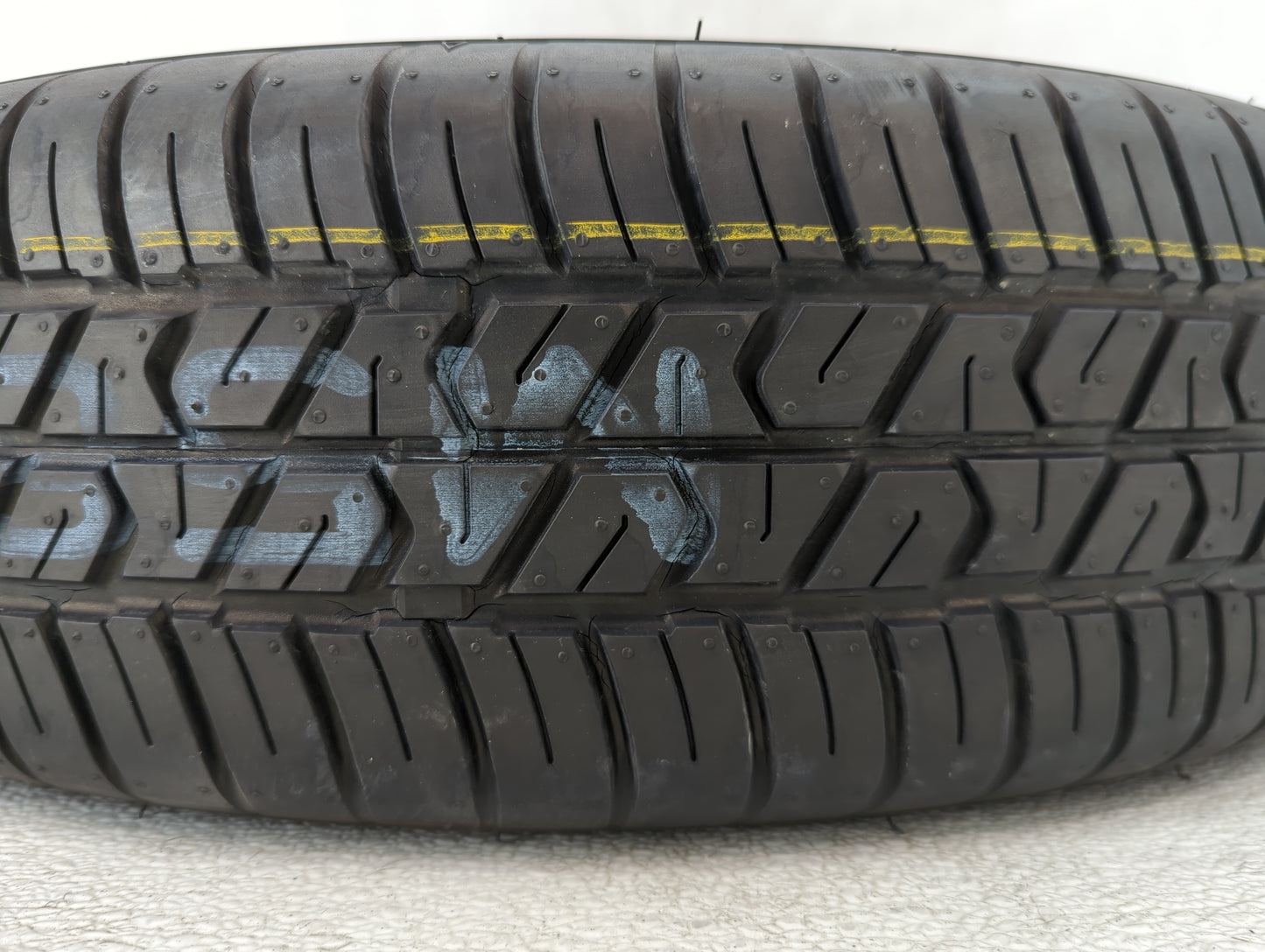 2008-2014 Buick Enclave Spare Donut Tire Wheel Rim Oem - Oemusedautoparts1.com