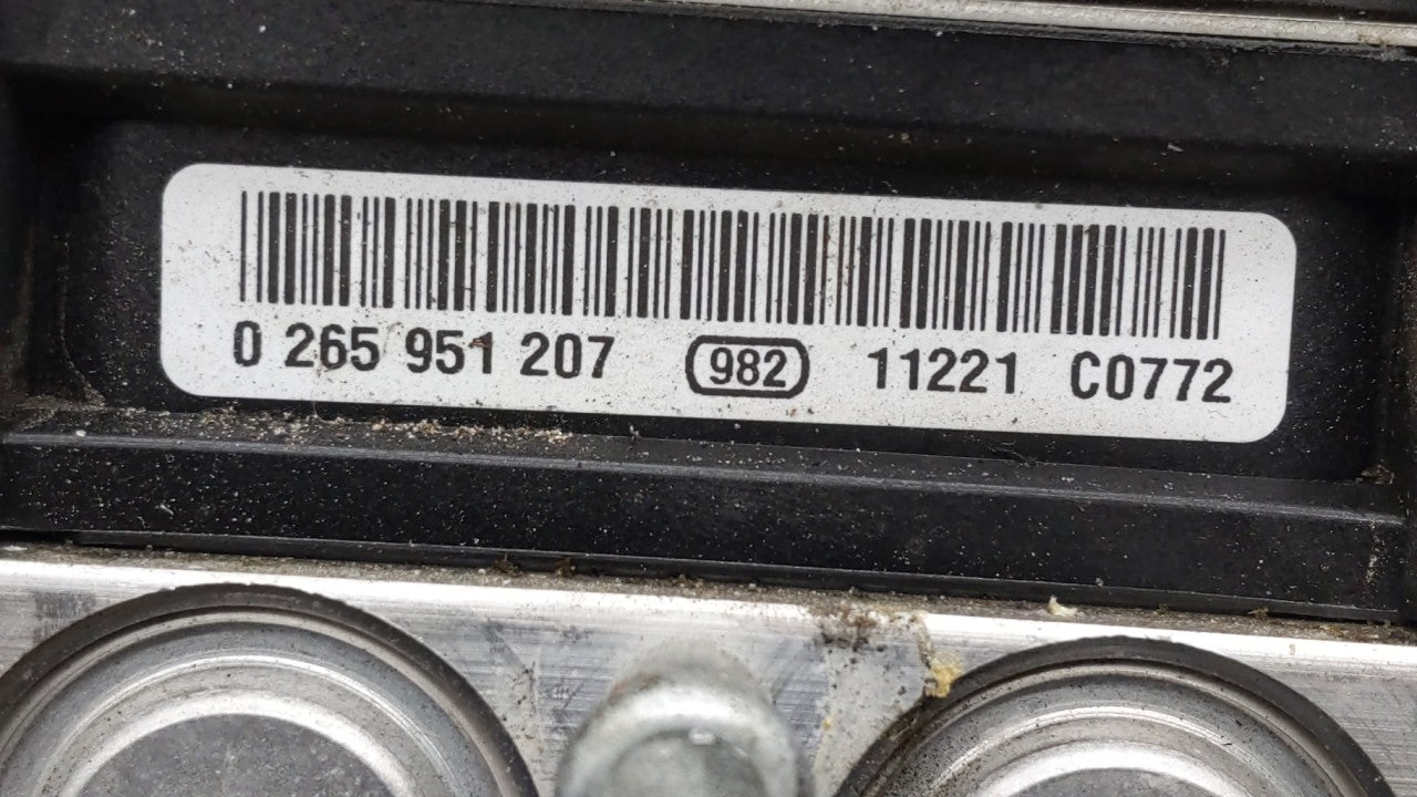 2012-2017 Buick Enclave ABS Pump Control Module Replacement P/N:22822156 22912779 Fits Fits 2012 2013 2014 2015 2016 2017 OE