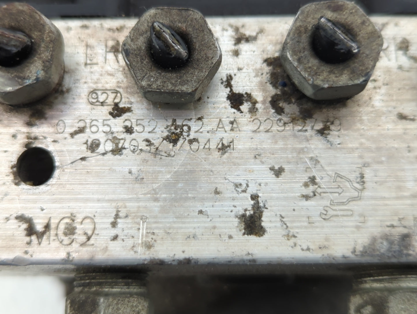 2012-2017 Buick Enclave ABS Pump Control Module Replacement P/N:22912779 Fits Fits 2012 2013 2014 2015 2016 2017 OEM Used Au