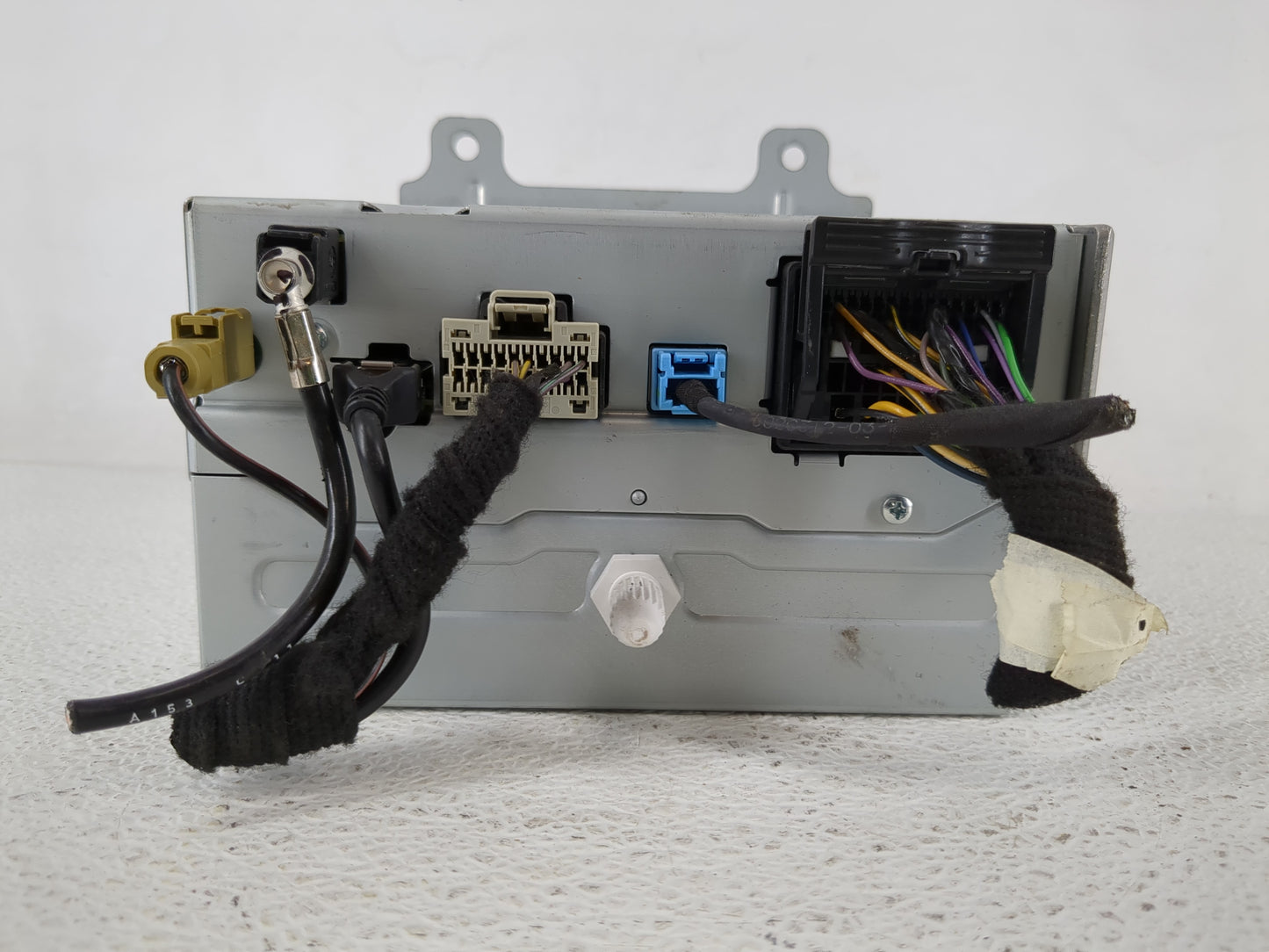2012 Buick Lacrosse Radio AM FM Cd Player Receiver Replacement P/N:22924957 Fits OEM Used Auto Parts - Oemusedautoparts1.com