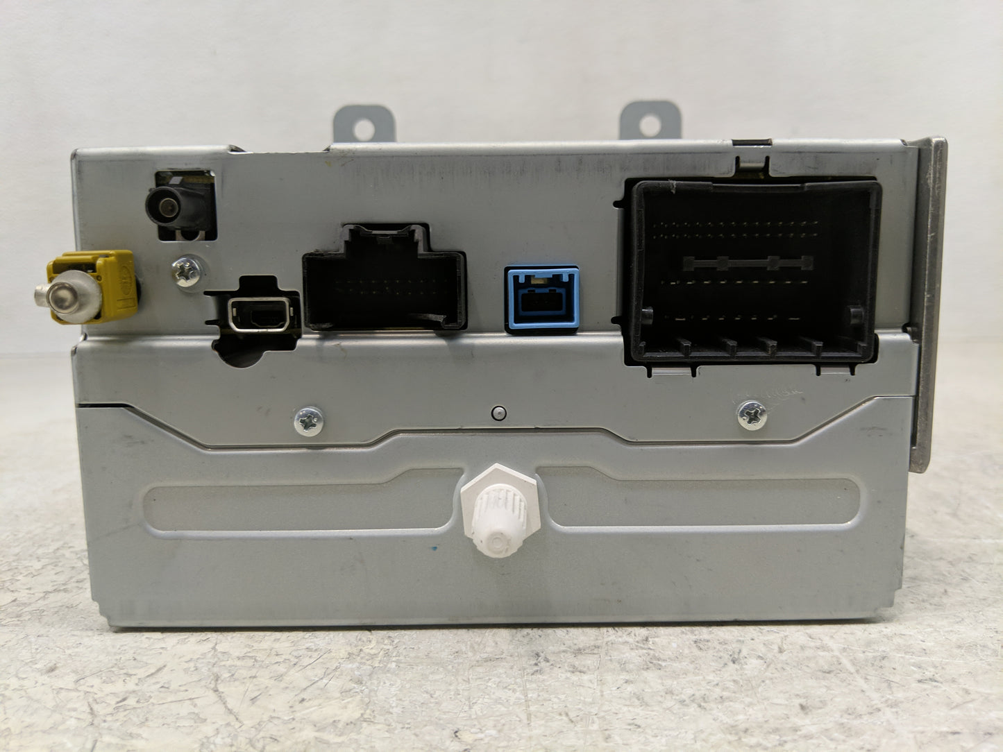2012 Buick Verano Radio AM FM Cd Player Receiver Replacement P/N:22909201 Fits OEM Used Auto Parts - Oemusedautoparts1.com