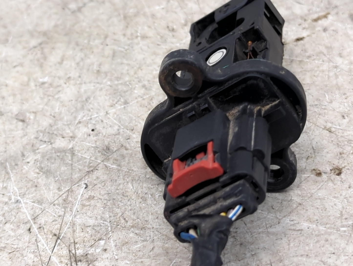 2012-2016 Buick Verano Mass Air Flow Meter Maf 1486489 - Oemusedautoparts1.com