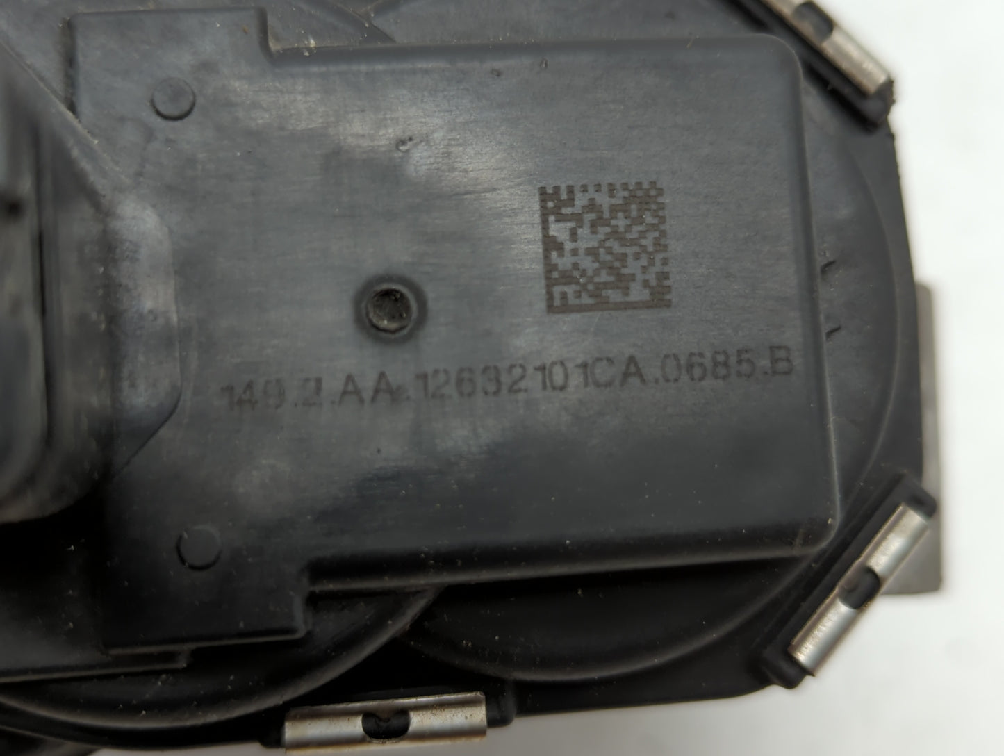 2012-2015 Buick Verano Throttle Body P/N:12632101CA Fits Fits 2012 2013 2014 2015 OEM Used Auto Parts - Oemusedautoparts1.co