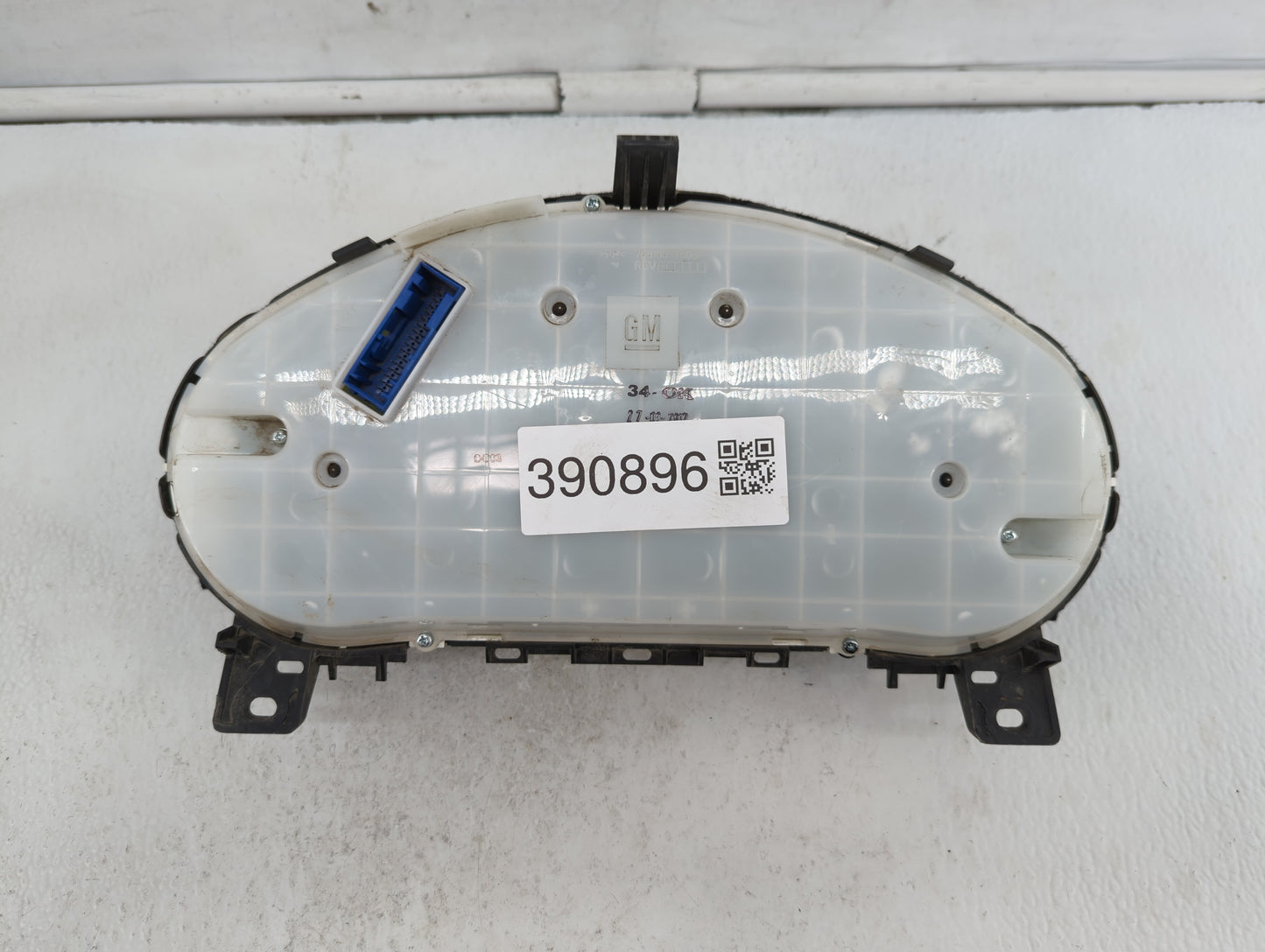 2012 Buick Verano Instrument Cluster Speedometer Gauges P/N:22909705 22870834 Fits OEM Used Auto Parts - Oemusedautoparts1.c
