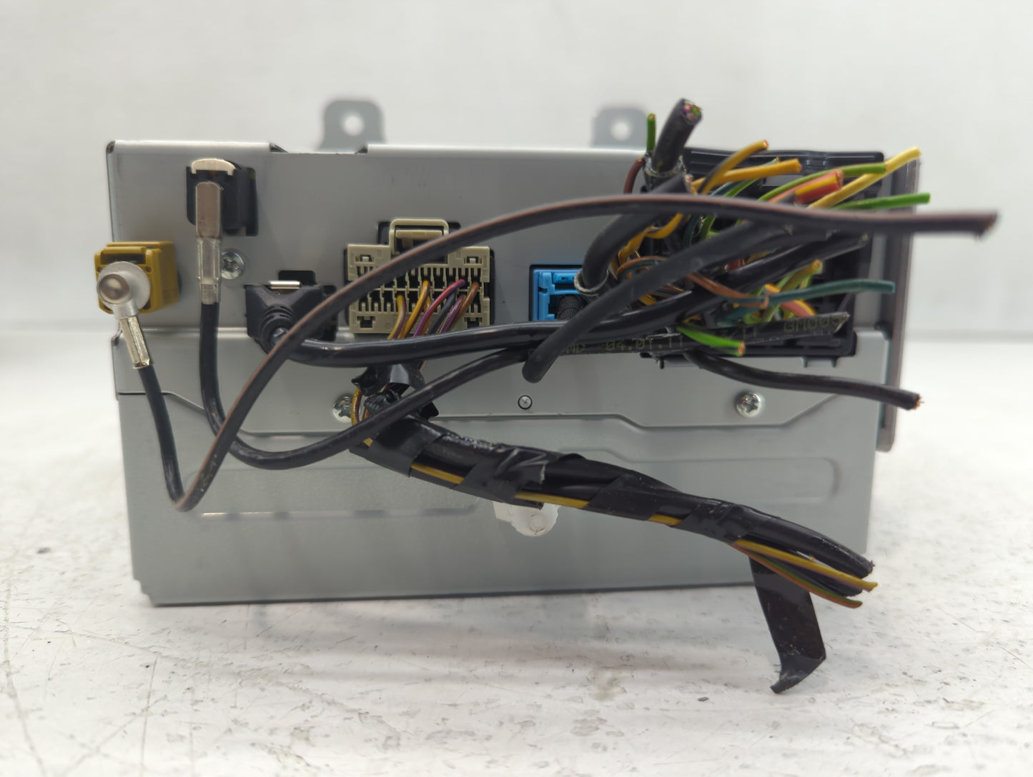 2012 Buick Verano Radio AM FM Cd Player Receiver Replacement P/N:22924957 Fits OEM Used Auto Parts - Oemusedautoparts1.com
