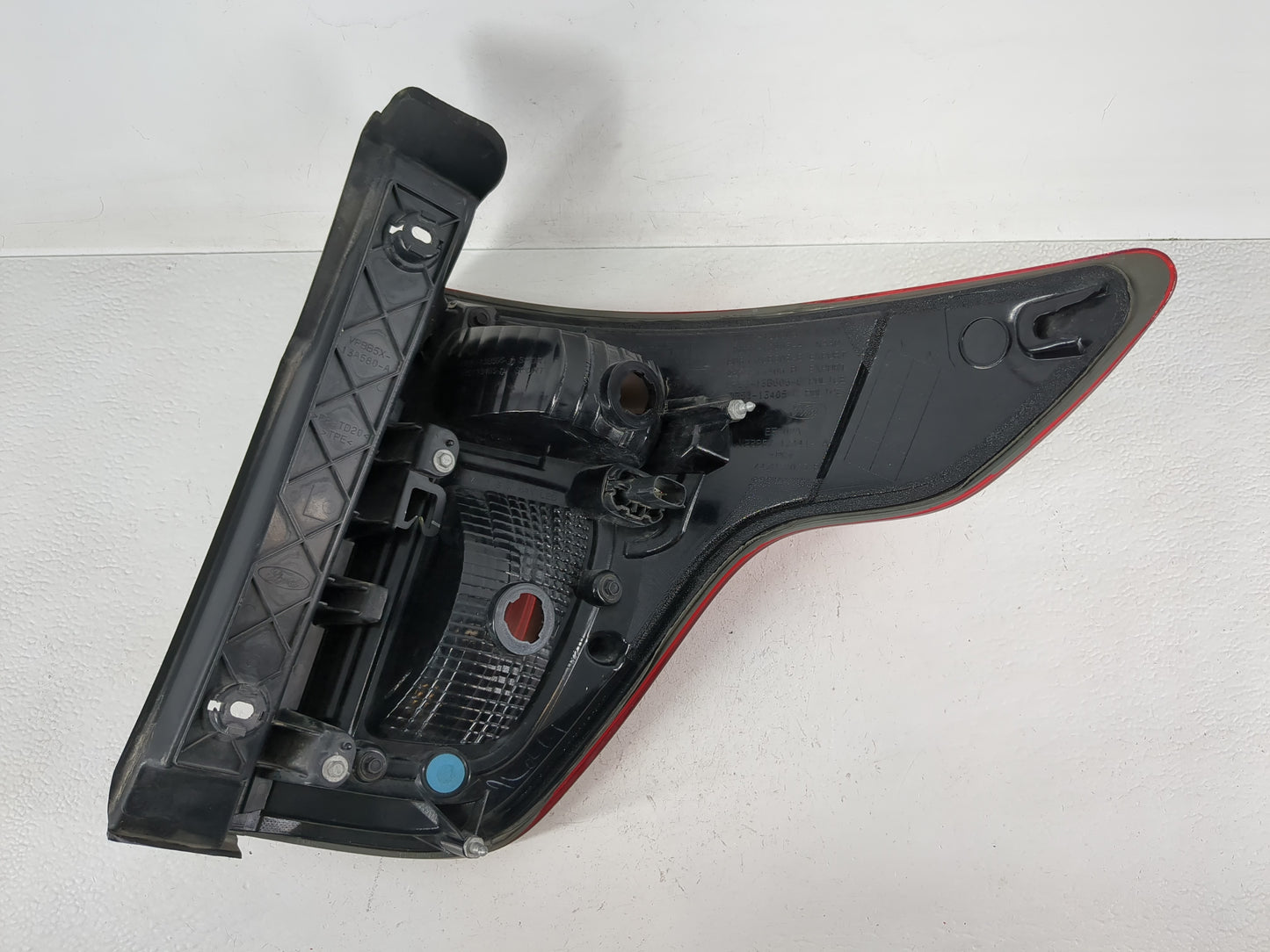 2012-2014 Cadillac Escalade Tail Light Assembly Driver Left OEM Fits Fits 2012 2013 2014 OEM Used Auto Parts - Oemusedautopa