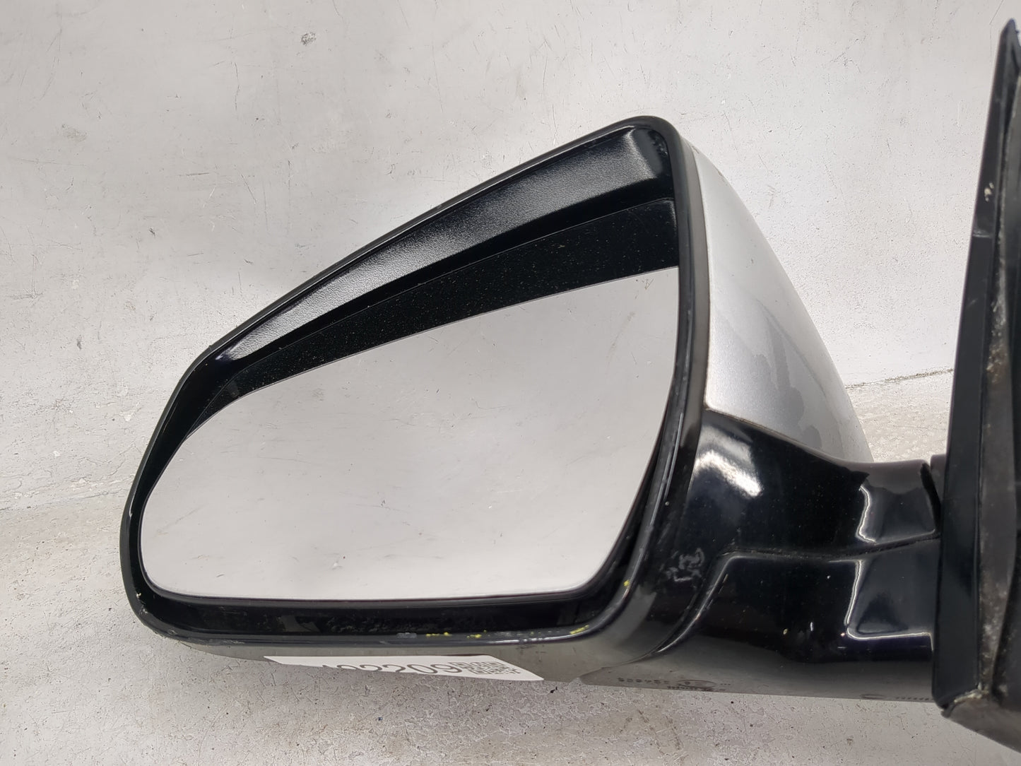 2010-2012 Cadillac Srx Driver Side View Mirror - Left Door Mirror OEM Used - Oemusedautoparts1.com