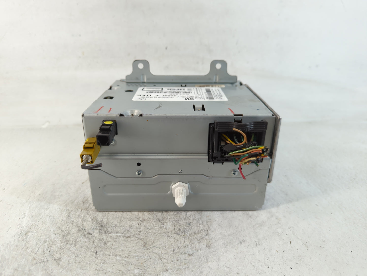 2012 Cadillac Srx Radio AM FM Cd Player Receiver Replacement P/N:22870782 Fits OEM Used Auto Parts - Oemusedautoparts1.com