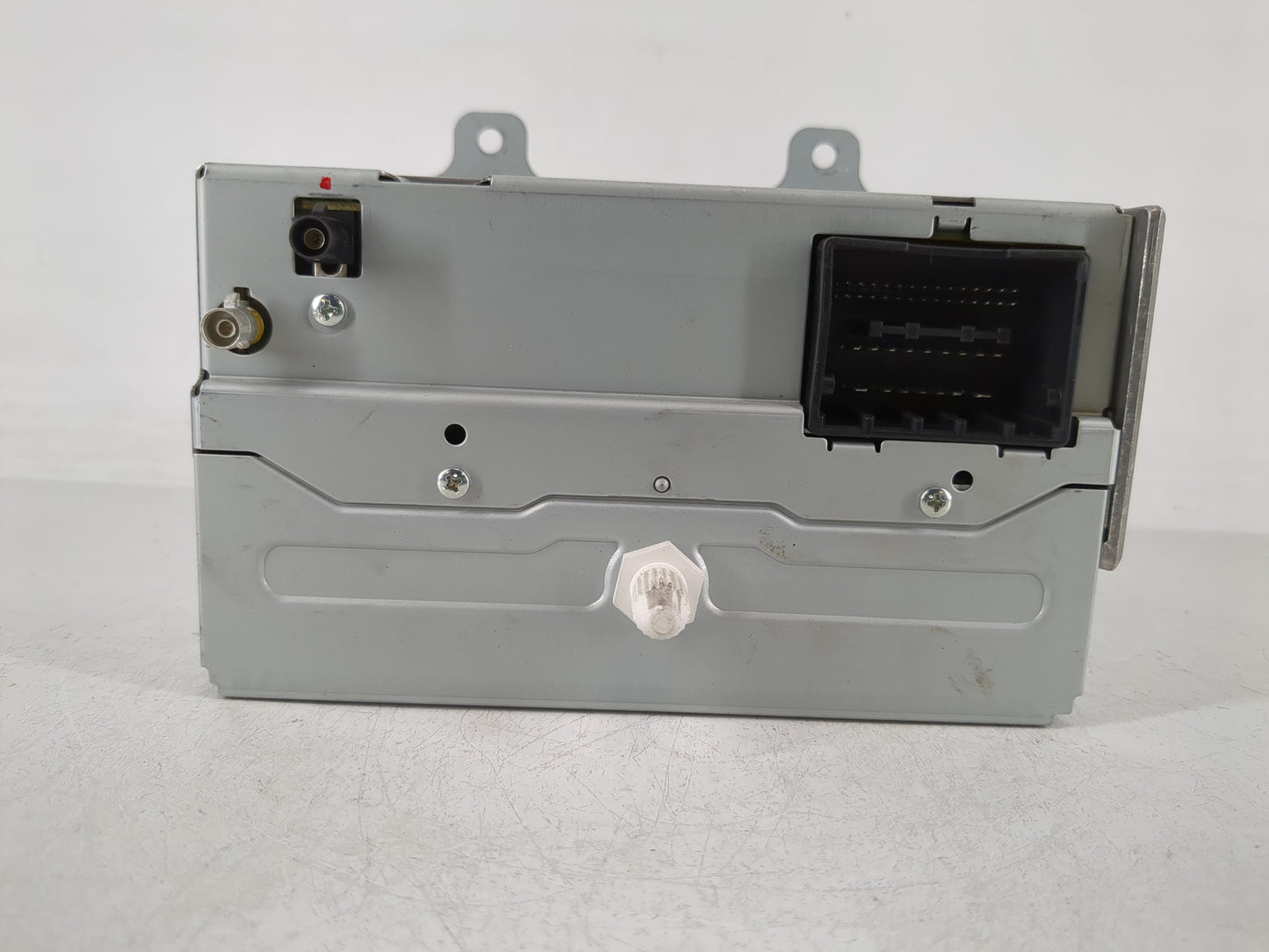 2011-2012 Chevrolet Camaro Radio AM FM Cd Player Receiver Replacement P/N:22870782 Fits Fits 2010 2011 2012 OEM Used Auto Pa