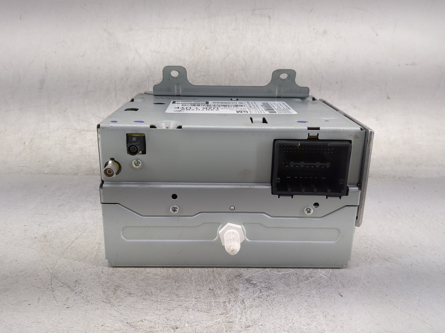 2011-2012 Chevrolet Camaro Radio AM FM Cd Player Receiver Replacement P/N:22870782 CQ-FG21E0GDA Fits Fits 2010 2011 2012 OEM
