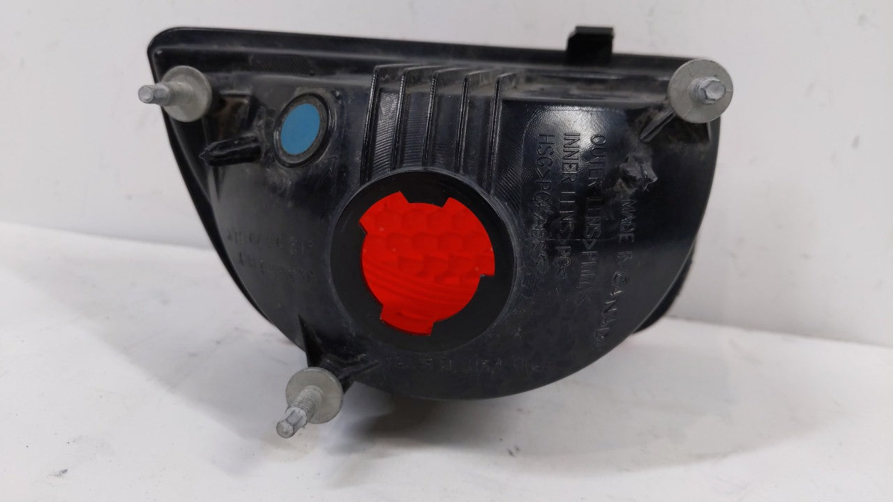 2010-2013 Chevrolet Camaro Tail Light Assembly Passenger Right OEM P/N:92212648 Fits Fits 2010 2011 2012 2013 OEM Used Auto