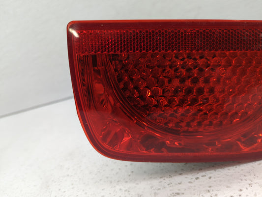 2010-2013 Chevrolet Camaro Tail Light Assembly Passenger Right OEM P/N:320368 320364, PC50040 Fits Fits 2010 2011 2012 2013 OEM Used Auto Parts