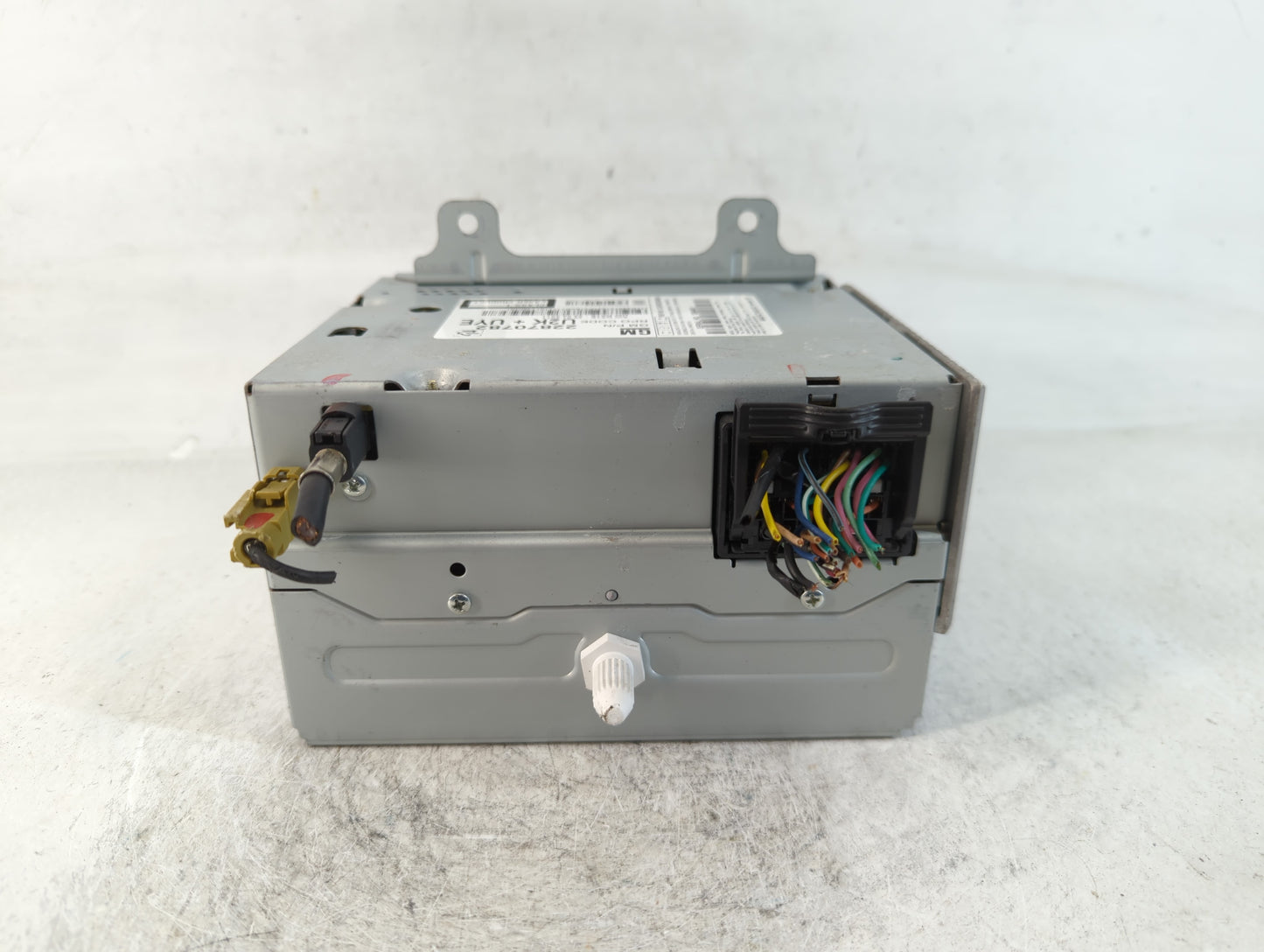 2010-2012 Chevrolet Camaro Radio AM FM Cd Player Receiver Replacement P/N:22870782 Fits Fits 2010 2011 2012 OEM Used Auto Pa