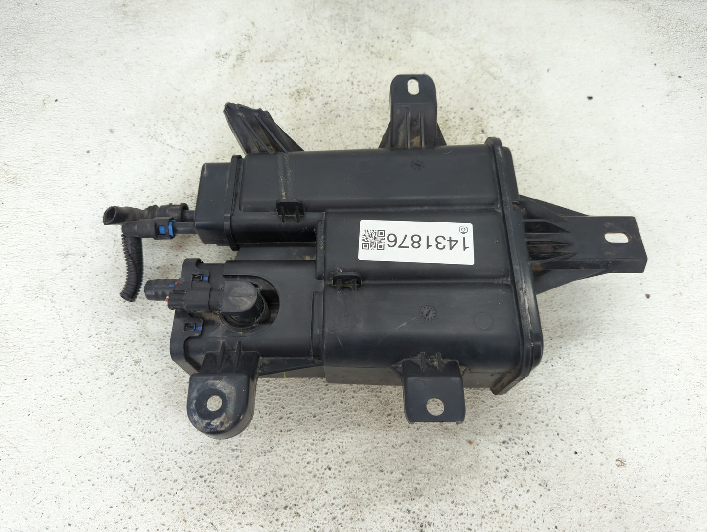 2012 Chevrolet Captiva Sport Fuel Vapor Charcoal Canister - Oemusedautoparts1.com