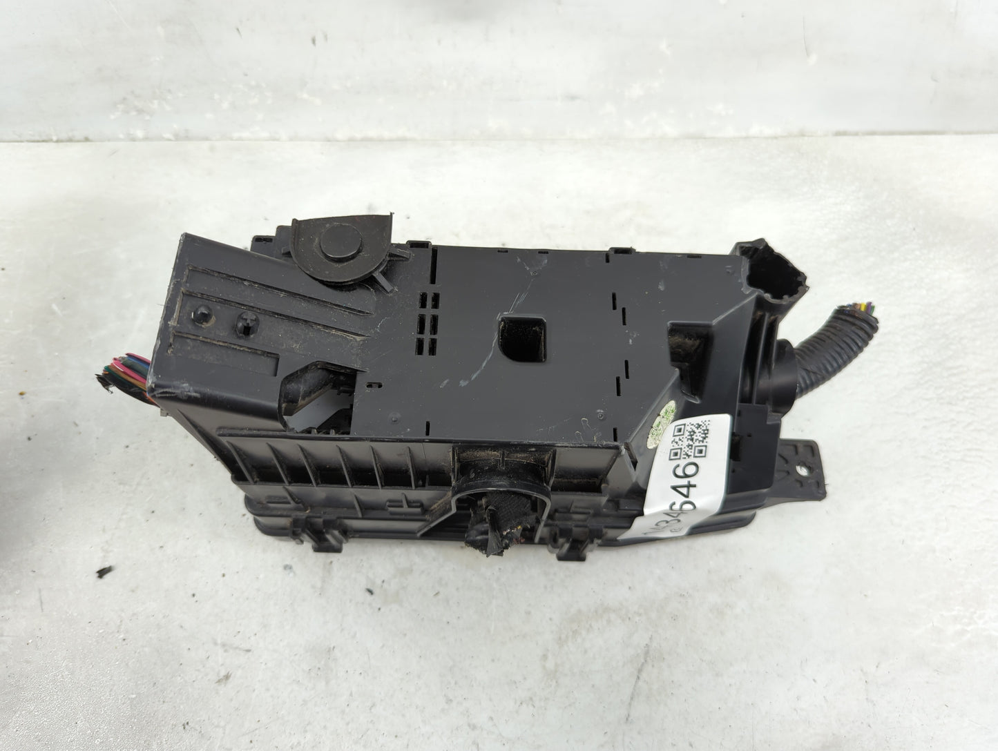 2012-2015 Chevrolet Captiva Sport Fusebox Fuse Box Panel Relay Module P/N:22799541 Fits Fits 2012 2013 2014 2015 OEM Used Au