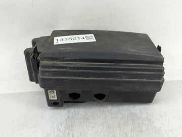 2009-2012 Chevrolet Colorado Fusebox Fuse Box Panel Relay Module Fits Fits 2009 2010 2011 2012 OEM Used Auto Parts