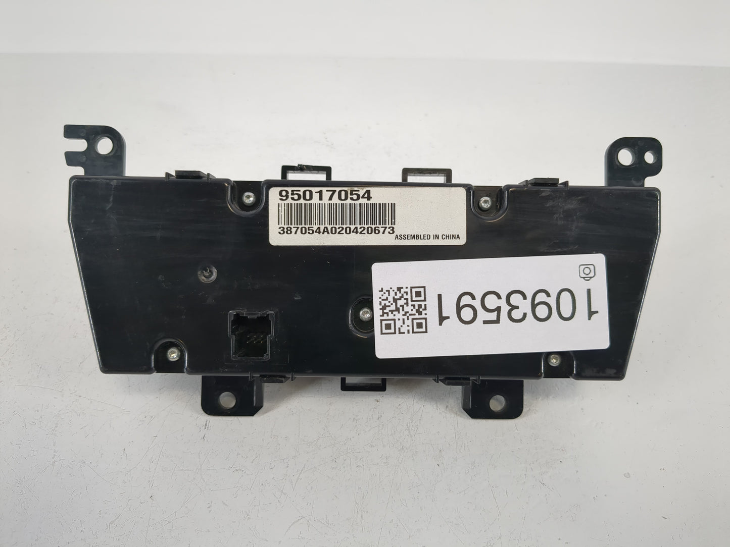 2011-2012 Chevrolet Cruze Climate Control Module Temperature AC/Heater Replacement P/N:95017054 Fits Fits 2011 2012 OEM Used