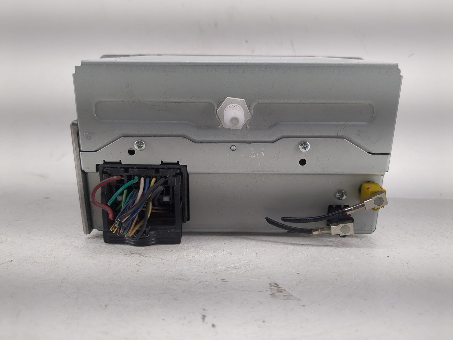 2011-2012 Chevrolet Cruze Radio AM FM Cd Player Receiver Replacement P/N:22870782 Fits Fits 2010 2011 2012 OEM Used Auto Par