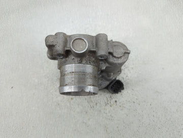 2011-2016 Chevrolet Cruze Throttle Body P/N:55 565 489 Fits Fits 2011 2012 2013 2014 2015 2016 2017 2018 2019 2020 2021 OEM Used Auto Parts