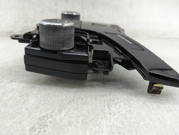 2011-2012 Chevrolet Cruze Climate Control Module Temperature AC/Heater Replacement P/N:95017054 Fits Fits 2011 2012 OEM Used Auto Parts