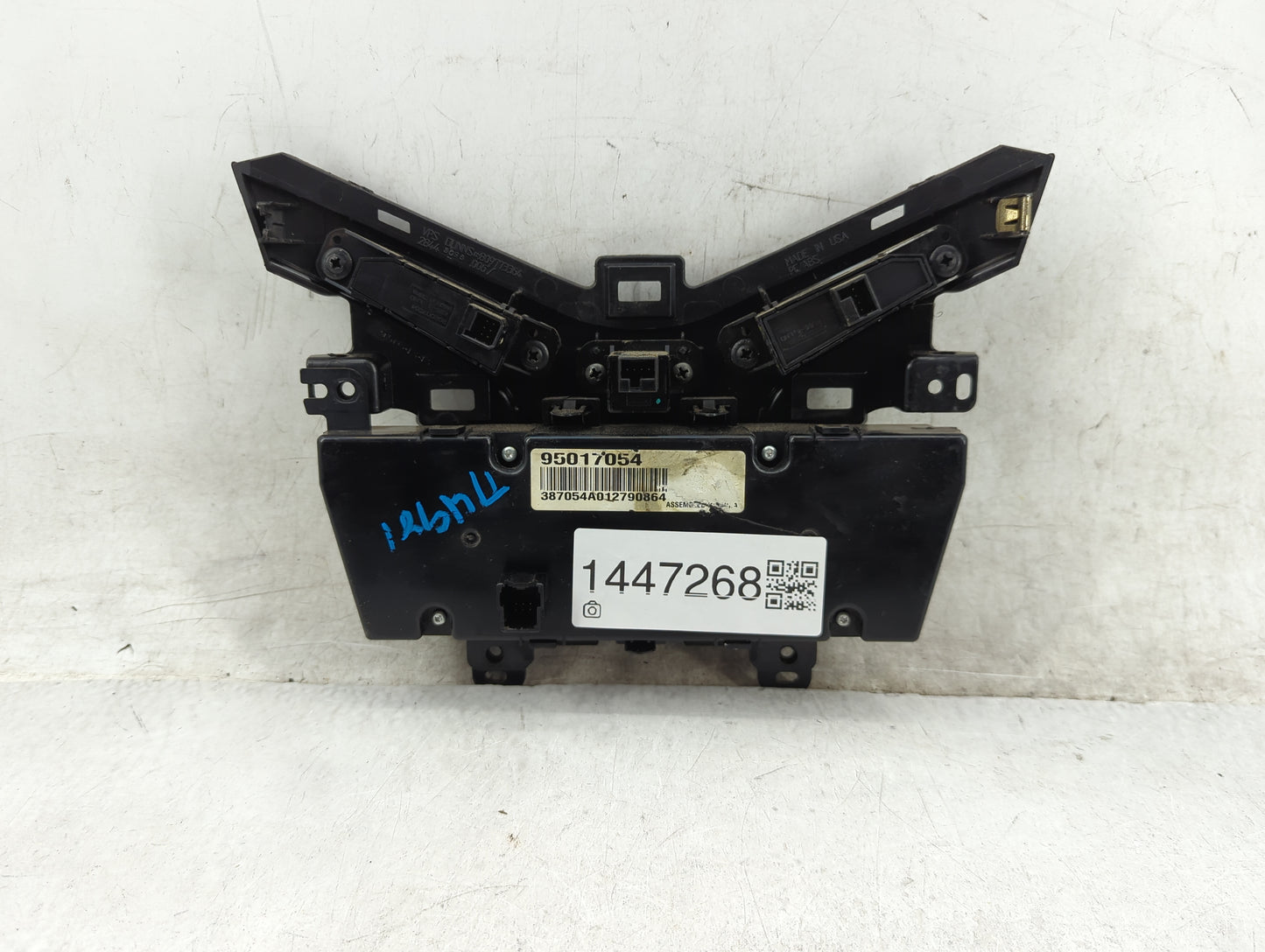 2012-2016 Chevrolet Cruze Climate Control Module Temperature AC/Heater Replacement P/N:95017054 387054A012790864 Fits OEM Us