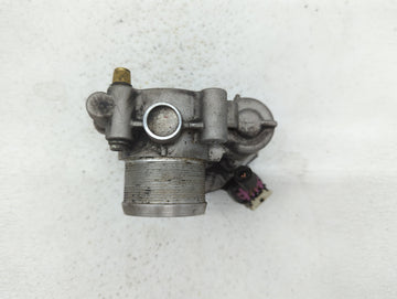 2011-2016 Chevrolet Cruze Throttle Body P/N:55581662 12644239AA, 55565489 Fits Fits 2011 2012 2013 2014 2015 2016 2017 2018 2019 OEM Used Auto Parts