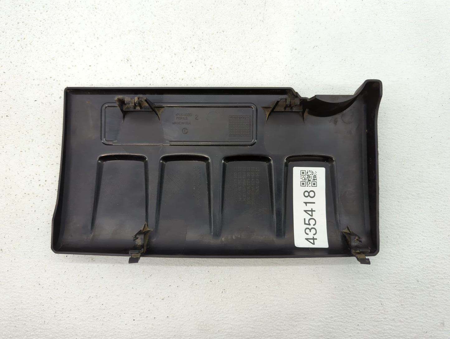 2012 Chevrolet Cruze Engine Cover - Oemusedautoparts1.com