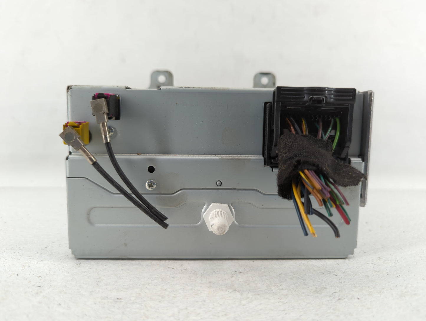 2012-2012 Chevrolet Cruze Am Fm Cd Player Radio Receiver - Oemusedautoparts1.com
