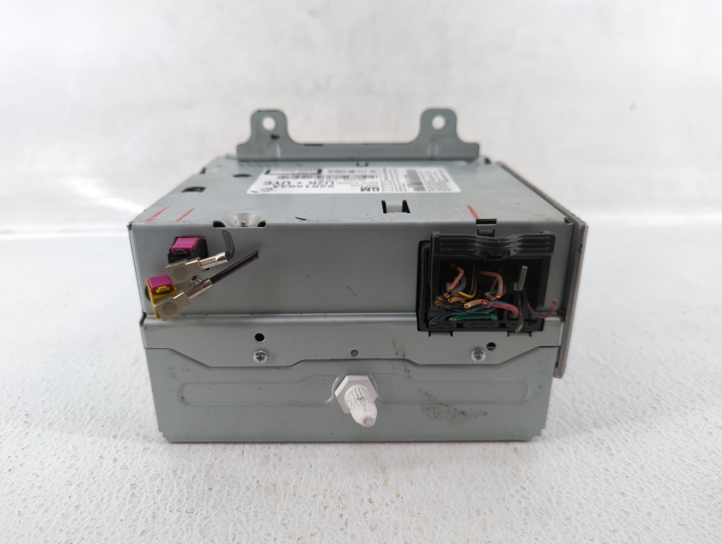 2011-2012 Chevrolet Cruze Radio AM FM Cd Player Receiver Replacement P/N:22815634 Fits Fits 2010 2011 2012 OEM Used Auto Par