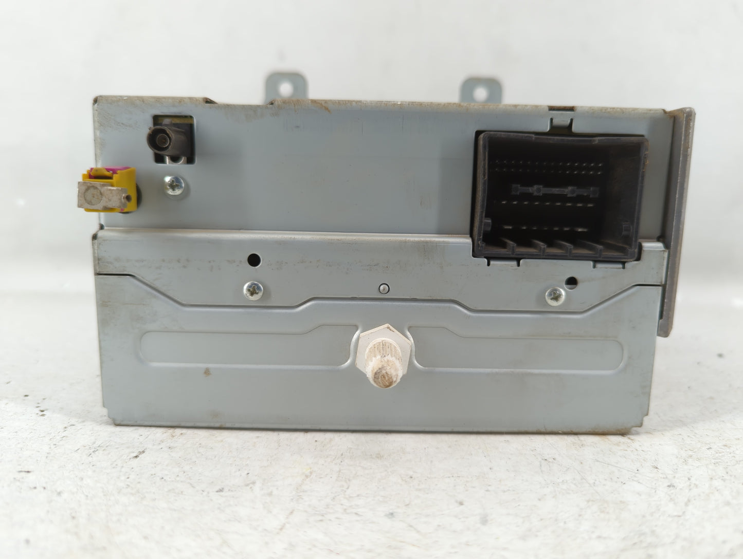 2011-2012 Chevrolet Cruze Am Fm Cd Player Radio Receiver - Oemusedautoparts1.com