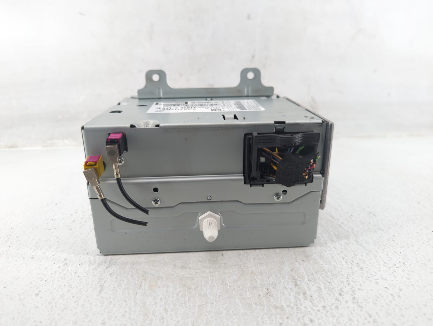 2012-2012 Chevrolet Cruze Am Fm Cd Player Radio Receiver - Oemusedautoparts1.com