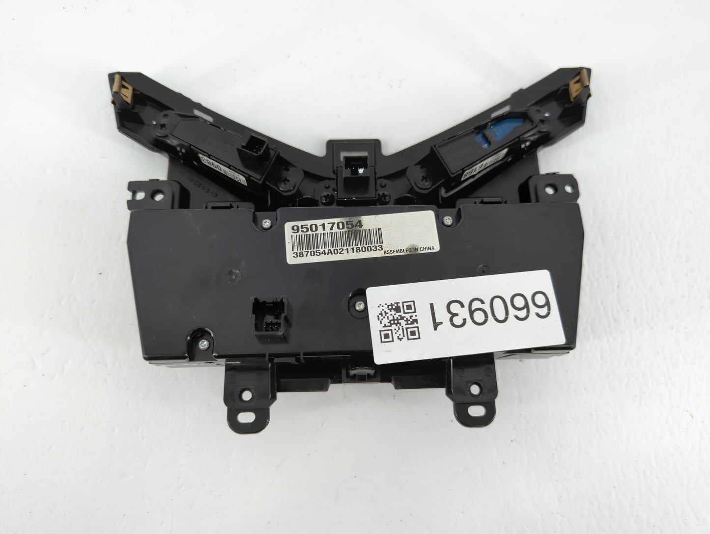 2011-2012 Chevrolet Cruze Climate Control Module Temperature AC/Heater Replacement P/N:95017054 Fits Fits 2011 2012 OEM Used