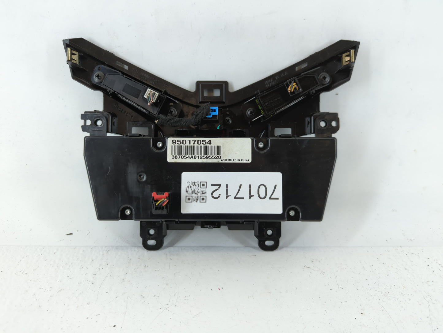 2011-2012 Chevrolet Cruze Climate Control Module Temperature AC/Heater Replacement P/N:95017054 Fits Fits 2011 2012 OEM Used