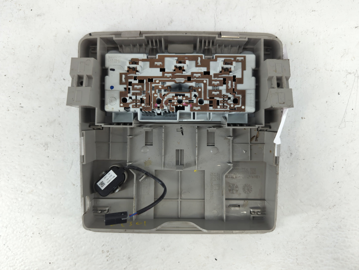 2012 Chevrolet Cruze Overhead Roof Console - Oemusedautoparts1.com