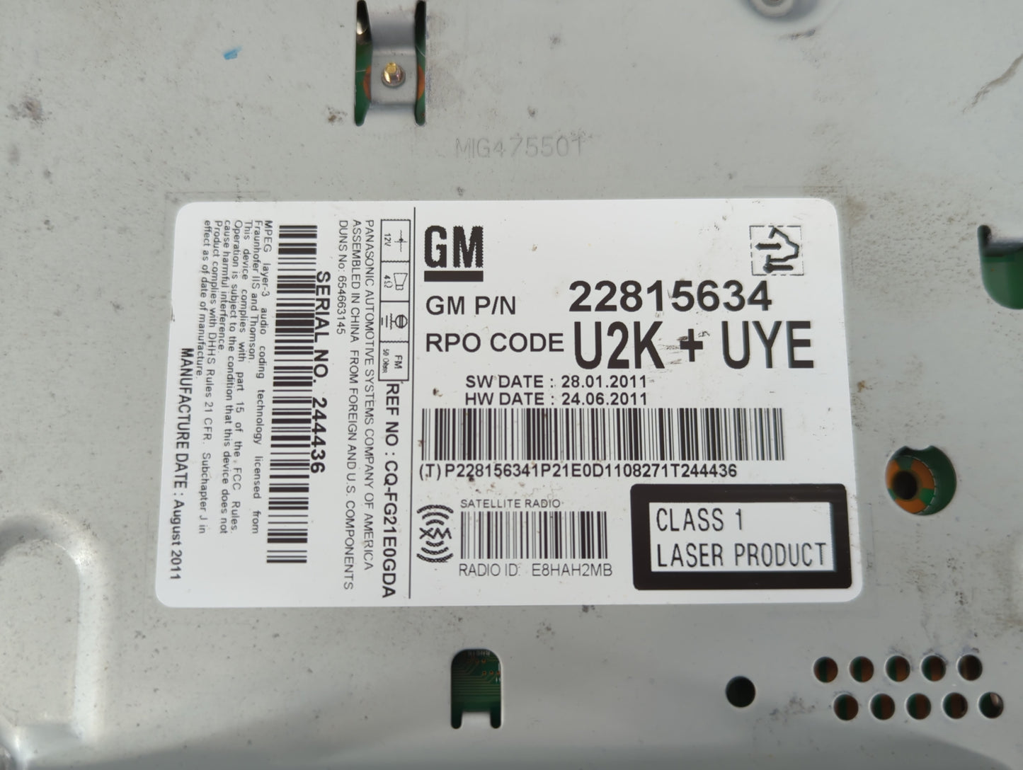 2011-2012 Chevrolet Cruze Radio AM FM Cd Player Receiver Replacement P/N:22815634 Fits Fits 2010 2011 2012 OEM Used Auto Par