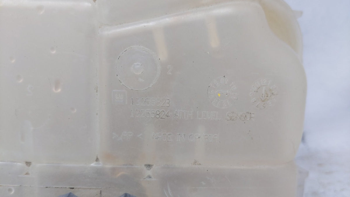 2016-2019 Chevrolet Cruze Radiator Coolant Overflow Expansion Tank Bottle 88023 - Oemusedautoparts1.com