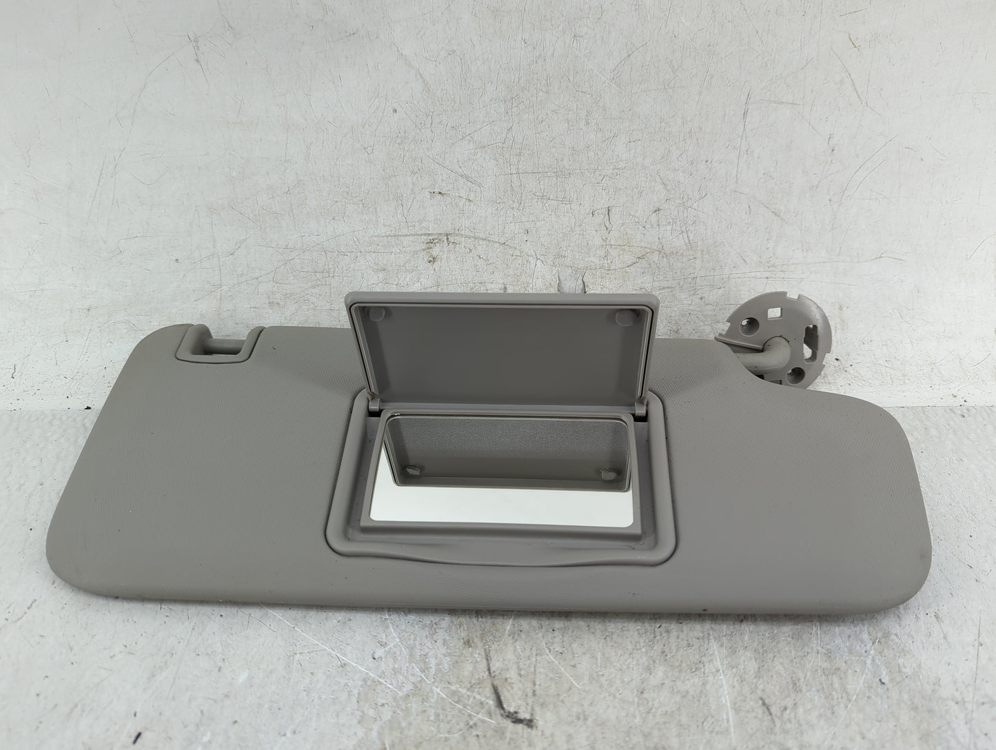 2011-2016 Chevrolet Cruze Sun Visor Shade Replacement Passenger Right Mirror Fits Fits 2011 2012 2013 2014 2015 2016 OEM Use