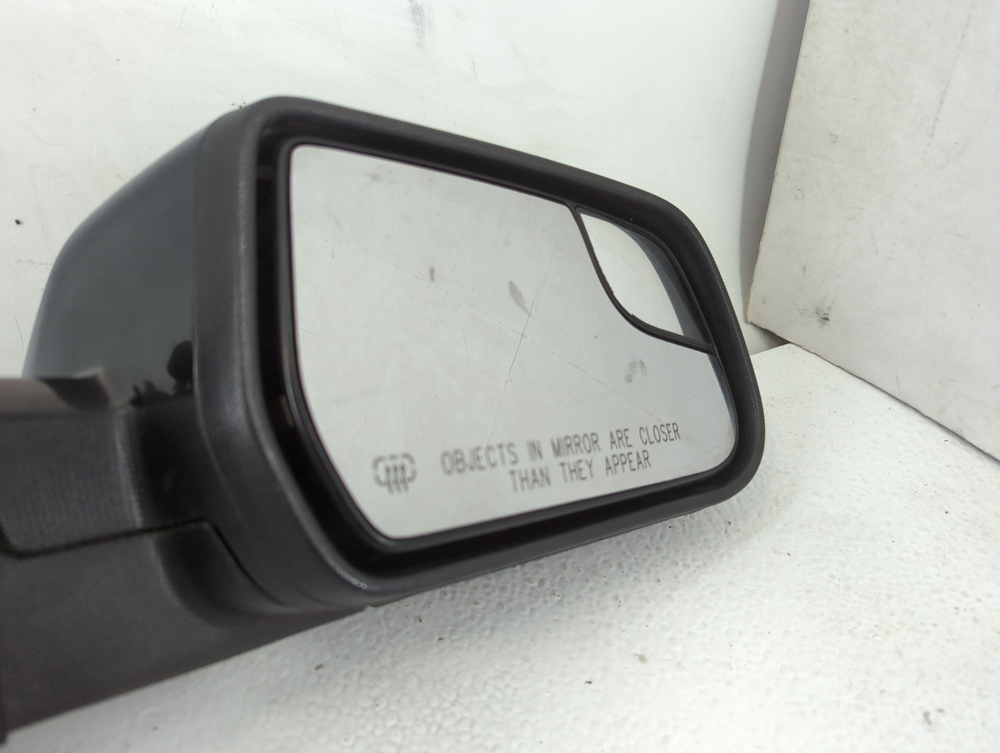 2011-2014 Chevrolet Equinox Passenger Side View Mirror - Right Door Mirror OEM Used - Oemusedautoparts1.com