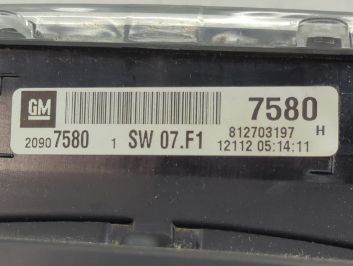 2012 Chevrolet Equinox Instrument Cluster Speedometer Gauges P/N:20907580 Miles:123K Fits OEM Used Auto Parts - Oemusedautop