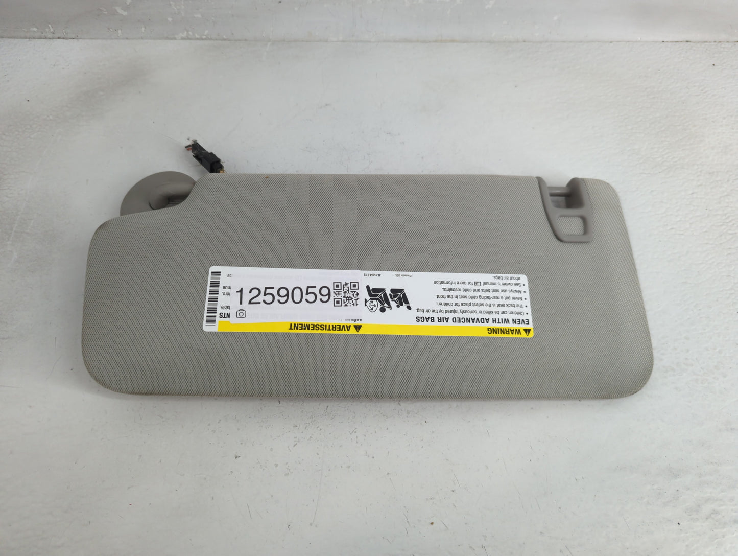 2010-2017 Chevrolet Equinox Sun Visor Shade Replacement Passenger Right Mirror Fits Fits 2010 2011 2012 2013 2014 2015 2016