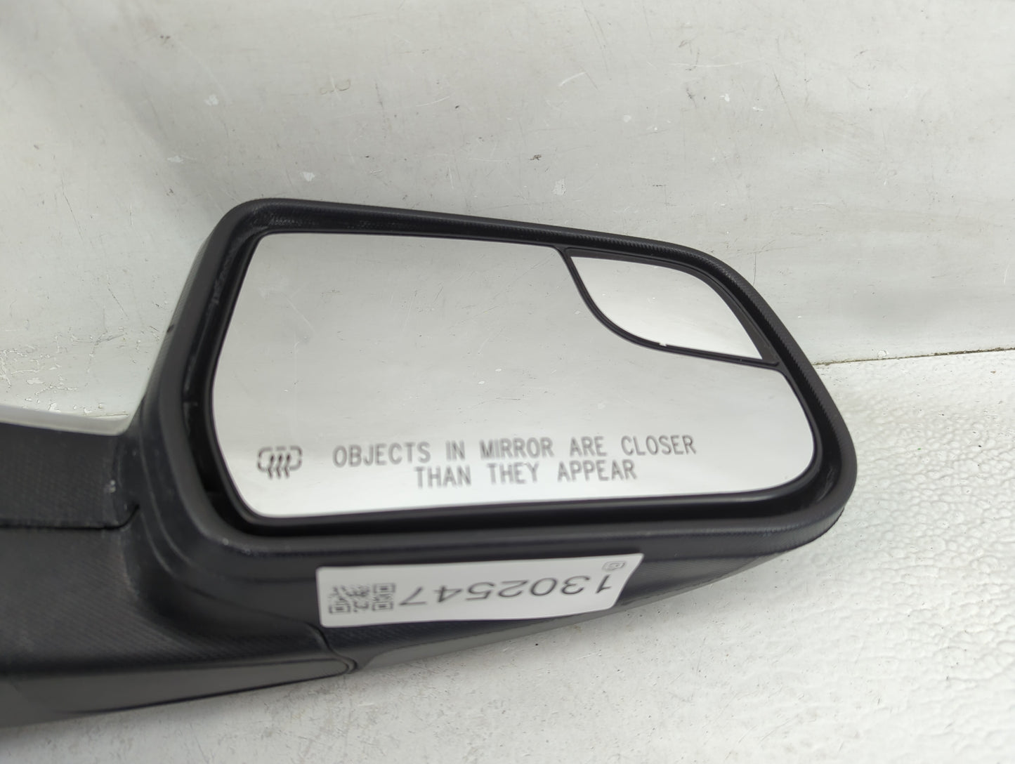 2011-2013 Chevrolet Equinox Passenger Side View Mirror - Right Door Mirror OEM Used - Oemusedautoparts1.com