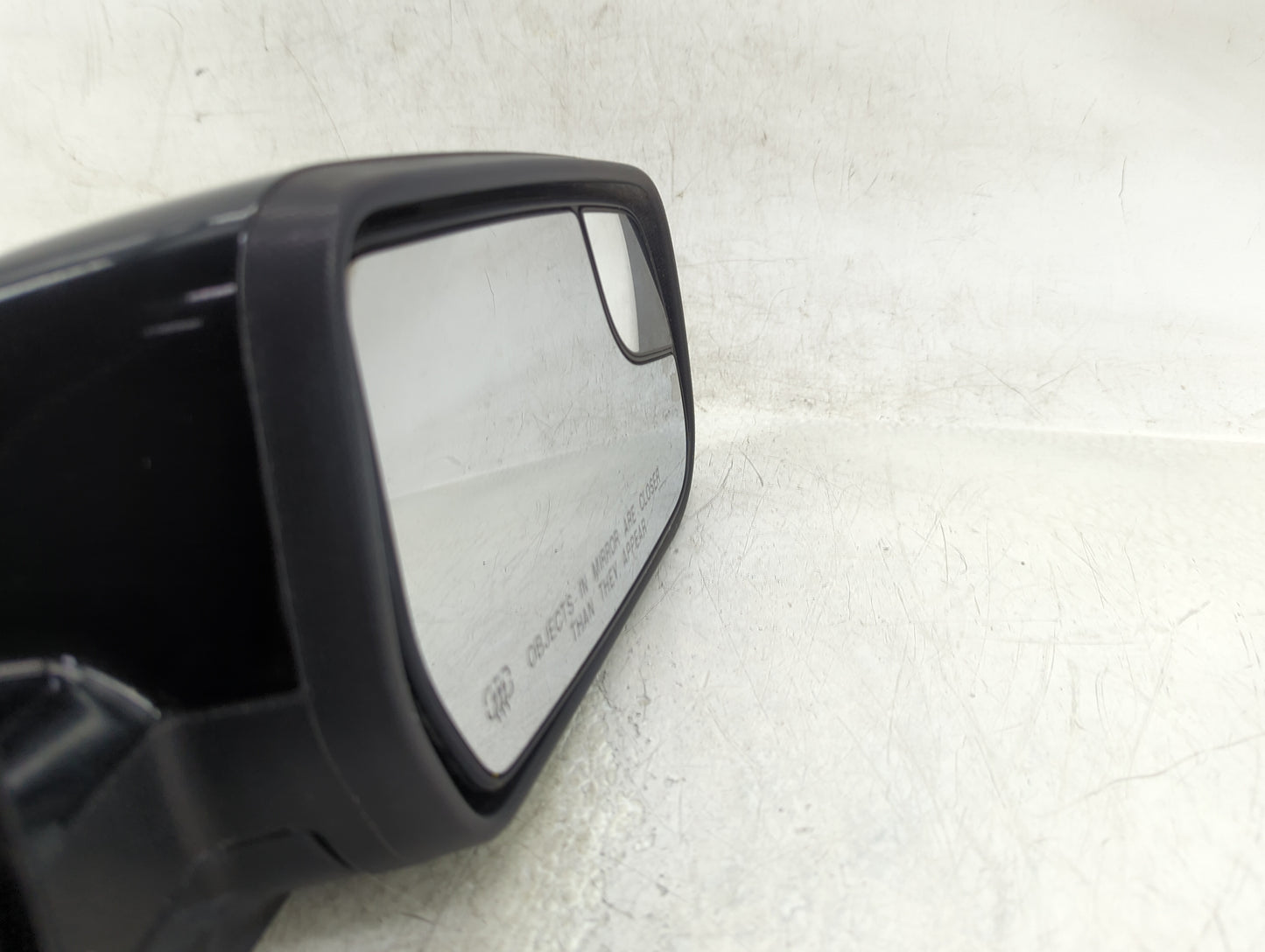 2011-2014 Chevrolet Equinox Passenger Side View Mirror - Right Door Mirror OEM Used - Oemusedautoparts1.com