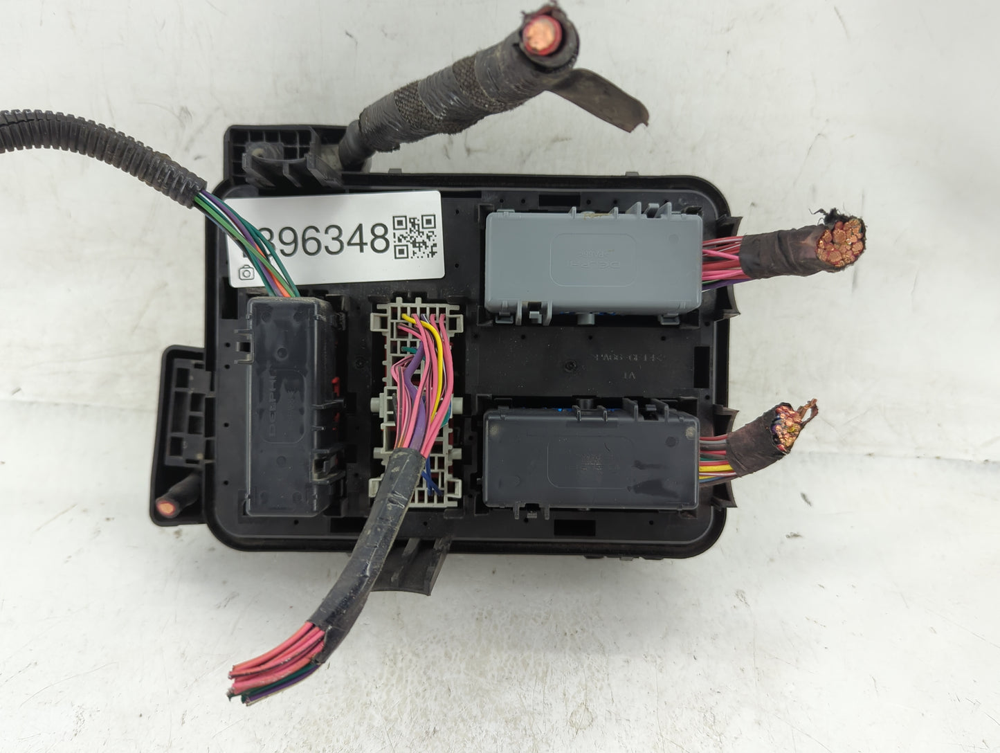 2012 Chevrolet Equinox Fusebox Fuse Box Panel Relay Module P/N:22879334 Fits OEM Used Auto Parts - Oemusedautoparts1.com
