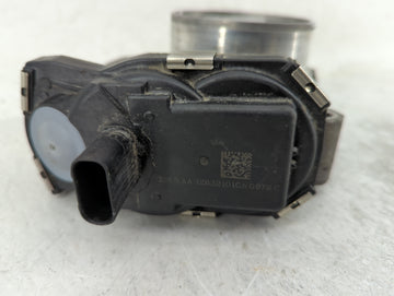 2012-2015 Chevrolet Equinox Throttle Body P/N:12632101CA Fits Fits 2012 2013 2014 2015 OEM Used Auto Parts