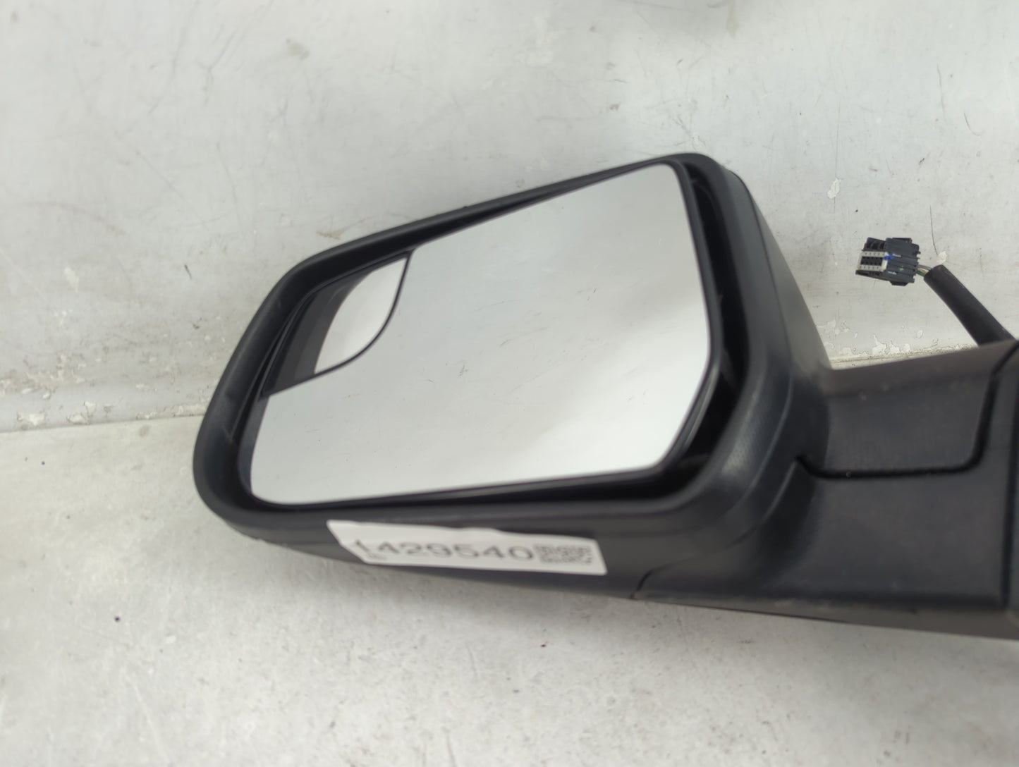 2012-2014 Chevrolet Equinox Driver Side View Mirror - Left Door Mirror OEM Used - Oemusedautoparts1.com