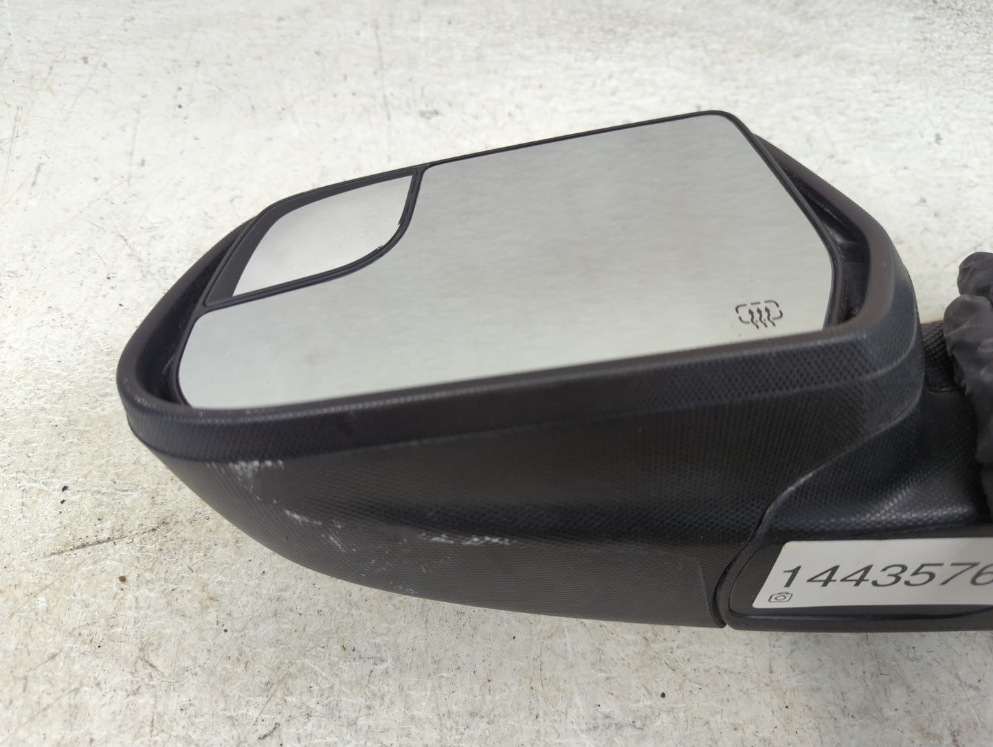 2011-2014 Chevrolet Equinox Driver Side View Mirror - Left Door Mirror OEM Used - Oemusedautoparts1.com